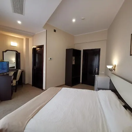 Ξενοδοχείο New Derby