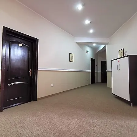 Hotel New Derby 3*